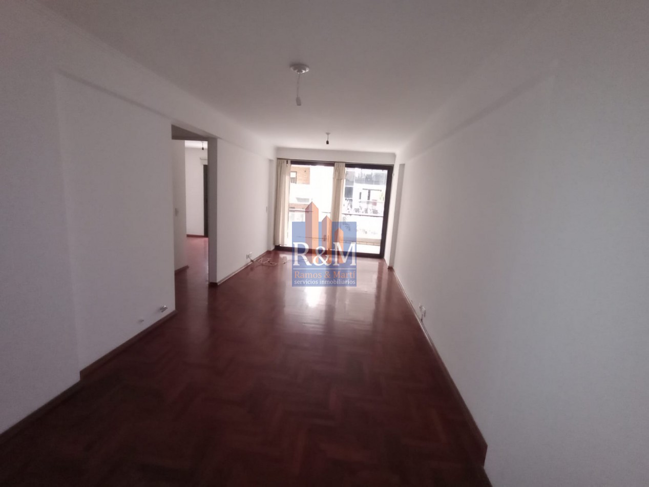 NUEVA CORDOBA: DPTO 2D CON BALCON Y ESCRITURA