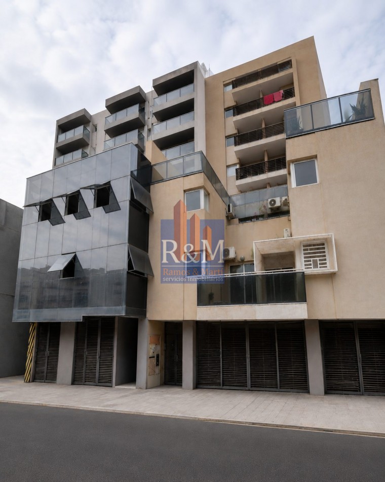 CENTRO CASI NVA CBA: DPTO 1D AMOBLADO CON BALCON