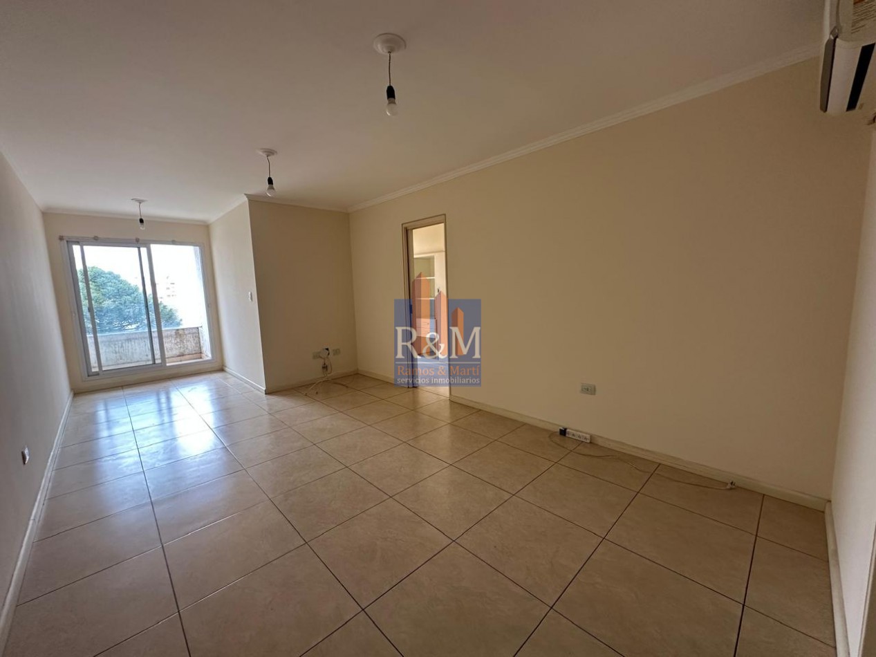 CENTRO: DPTO 1D CON BALCON MTS CAÑADA