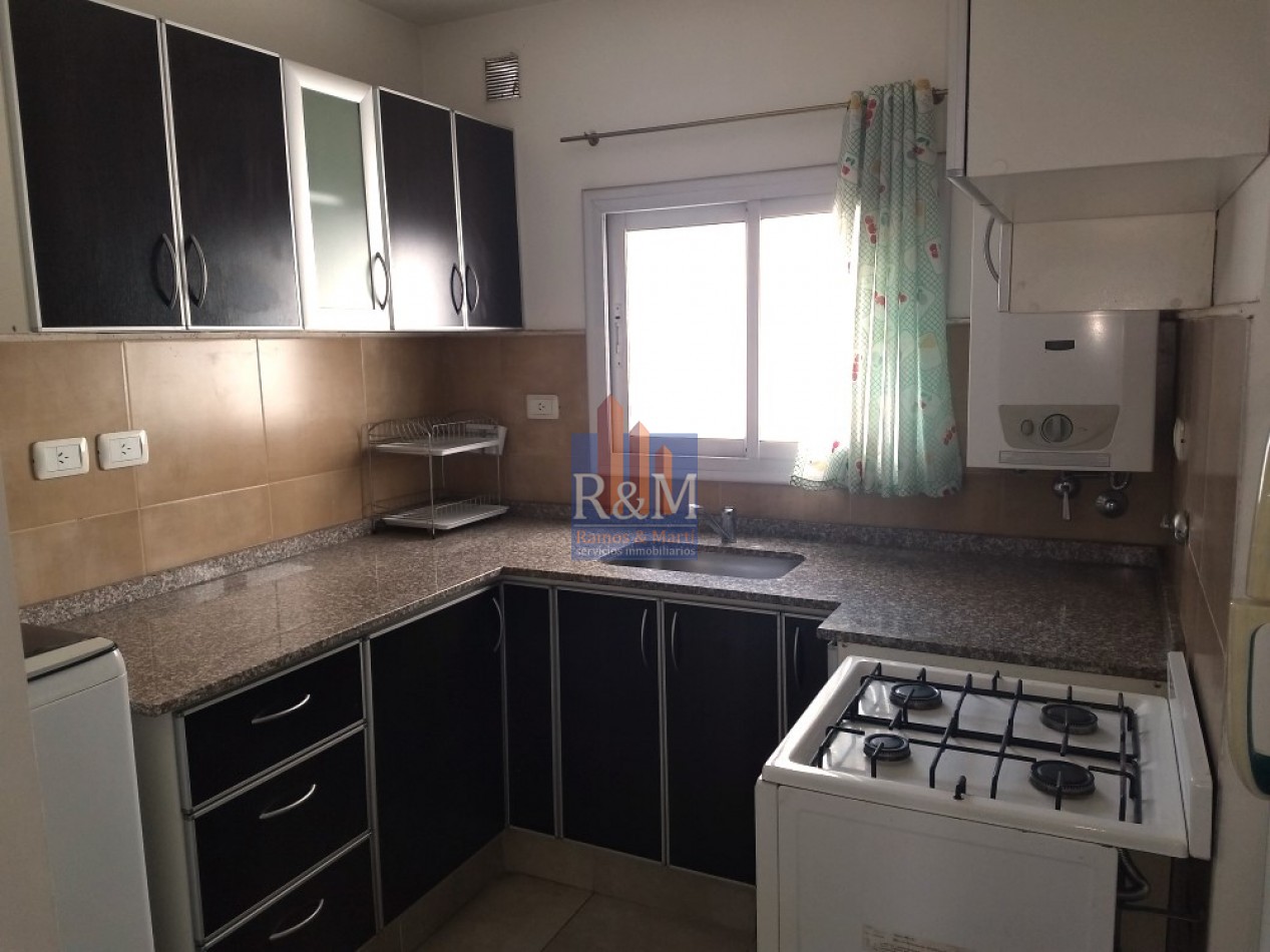 ALTA CORDOBA: DPTO 1D CON BALCON Y COCHERA