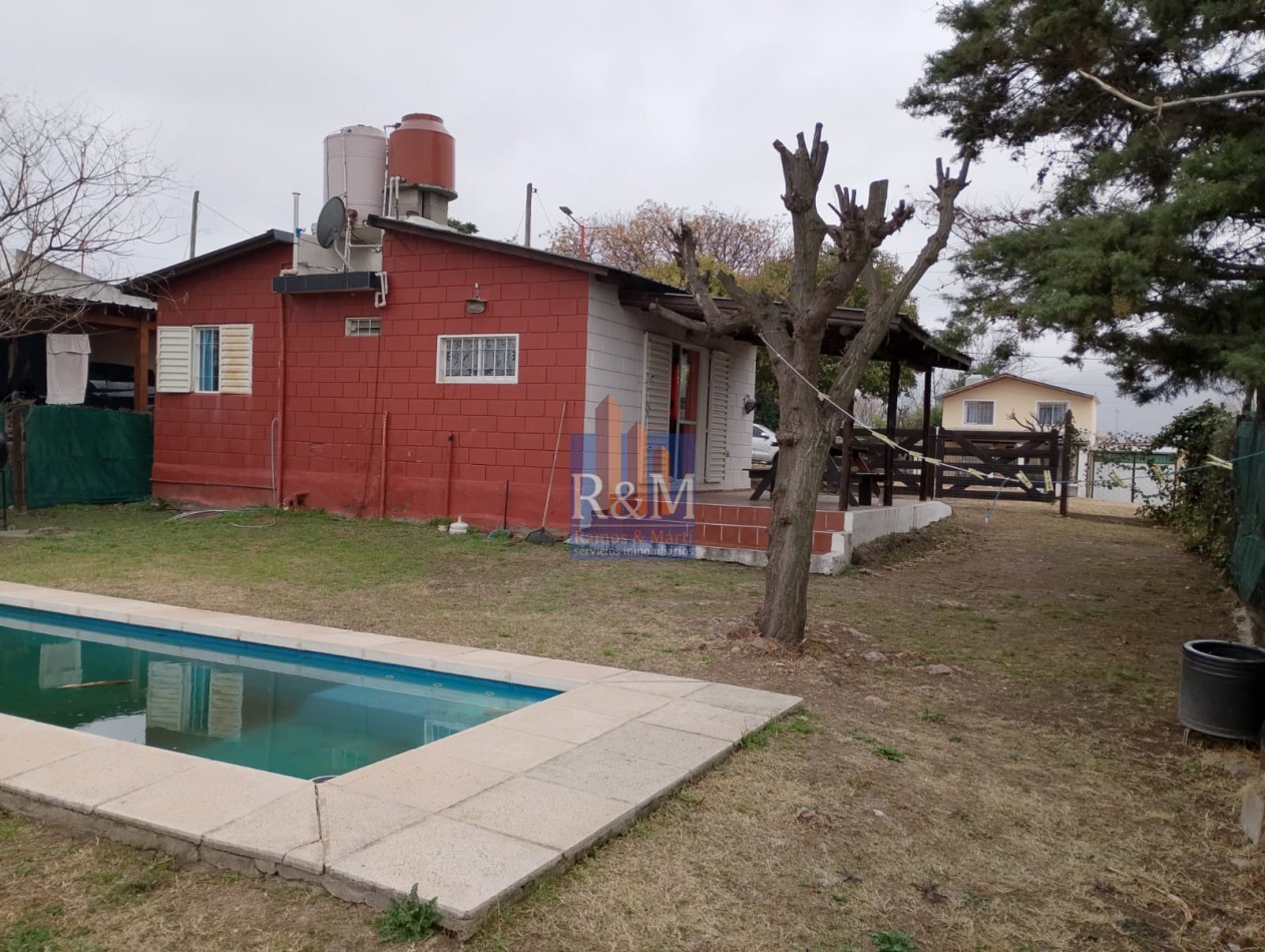 VILLA CAEIRO: CASA 2D CON PILETA