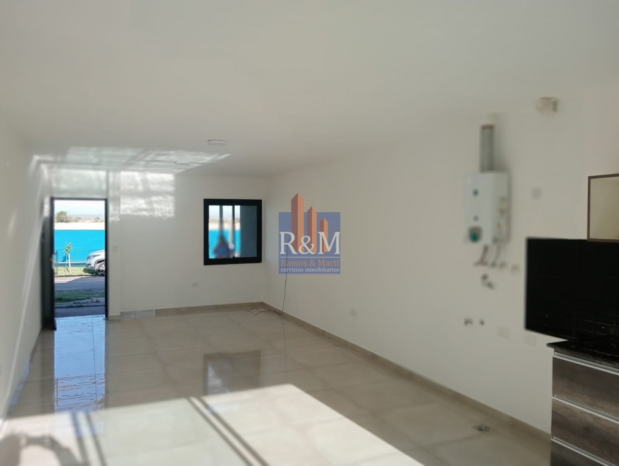 SAN IGNACIO VILLAGE: DUPLEX 2D COMO NUEVO