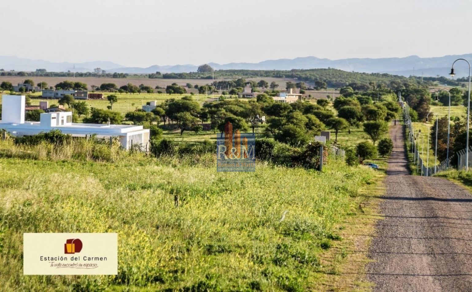 ESTACION DEL CARMEN: LOTES 2.000 M2 - ESCRITURA Y GAS