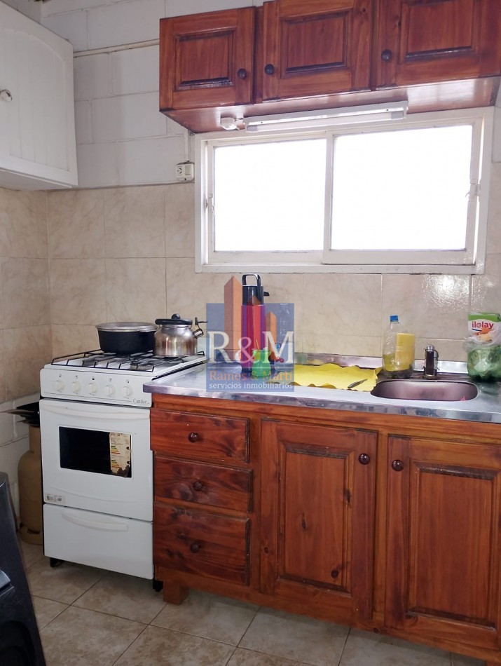 VILLA CAEIRO: CASA 2D CON PILETA
