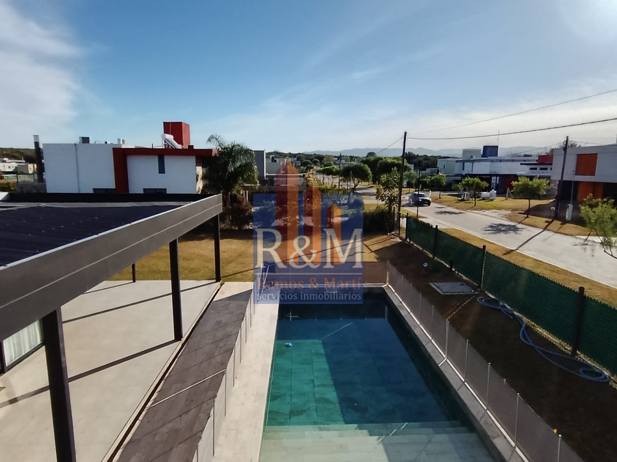 LAS CORZUELAS: CASA 4D, 4B, GALERIA Y PILETA