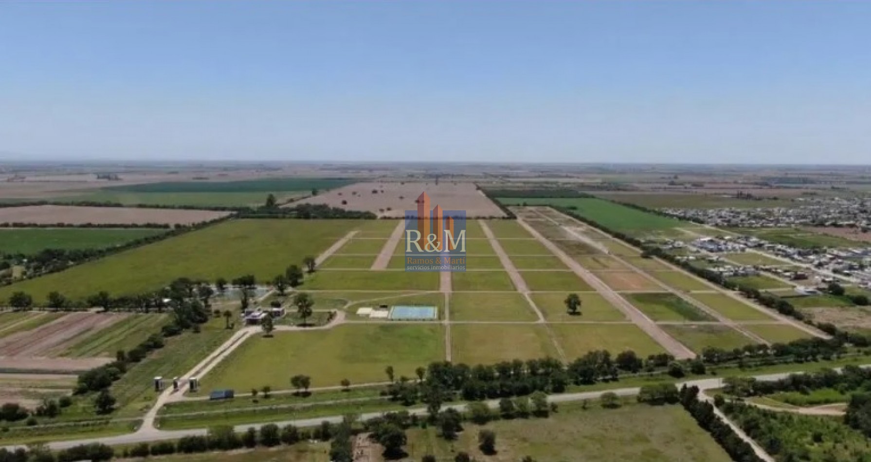 MONTECRISTO: LOTES BARRIO CERRADO CON MINIMA ENTREGA