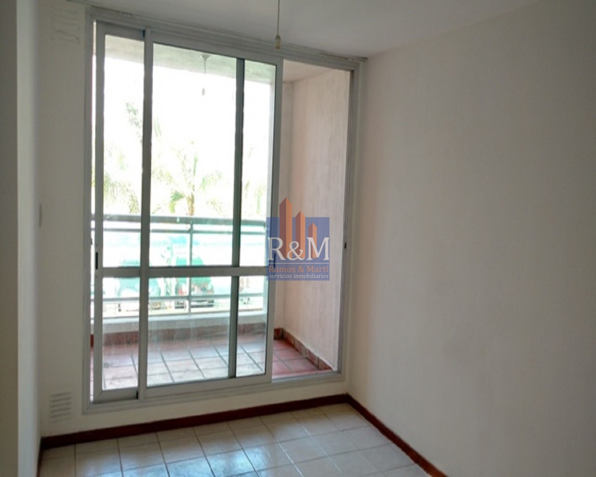 MILENICA UNIVERSITARIA: DPTO 1D CON BALCON Y COCHERA