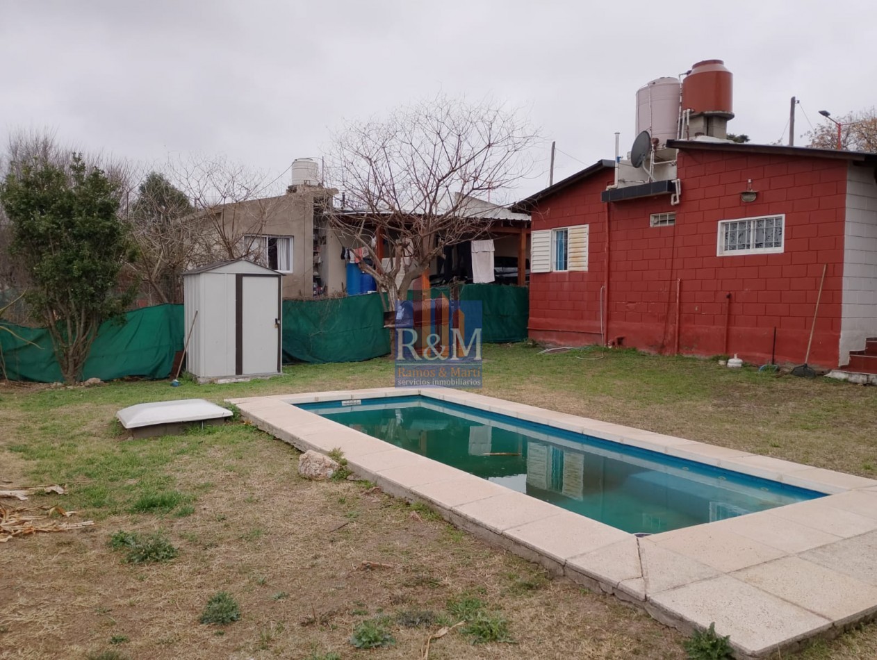 VILLA CAEIRO: CASA 2D CON PILETA