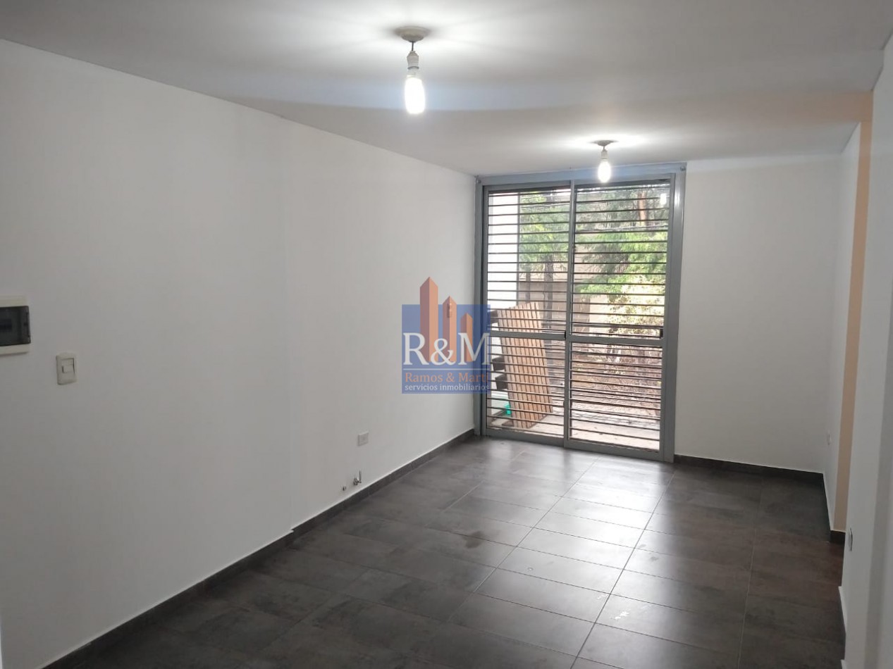 GENERAL PAZ: DPTO 1D CON BALCON