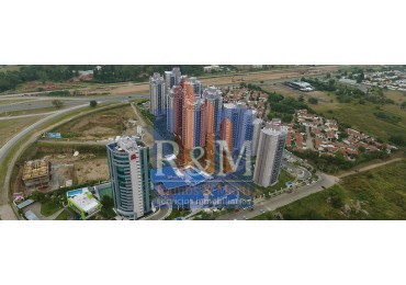 ALTO VILLASOL: SE VENDE COCHERA SUBT